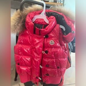 Moncler girl vest 4-5 years old good condition